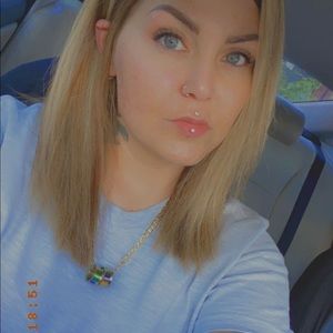 Meet your Posher, Stephine